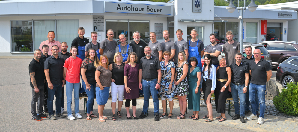 Ein Teambild von Autohaus Bauer